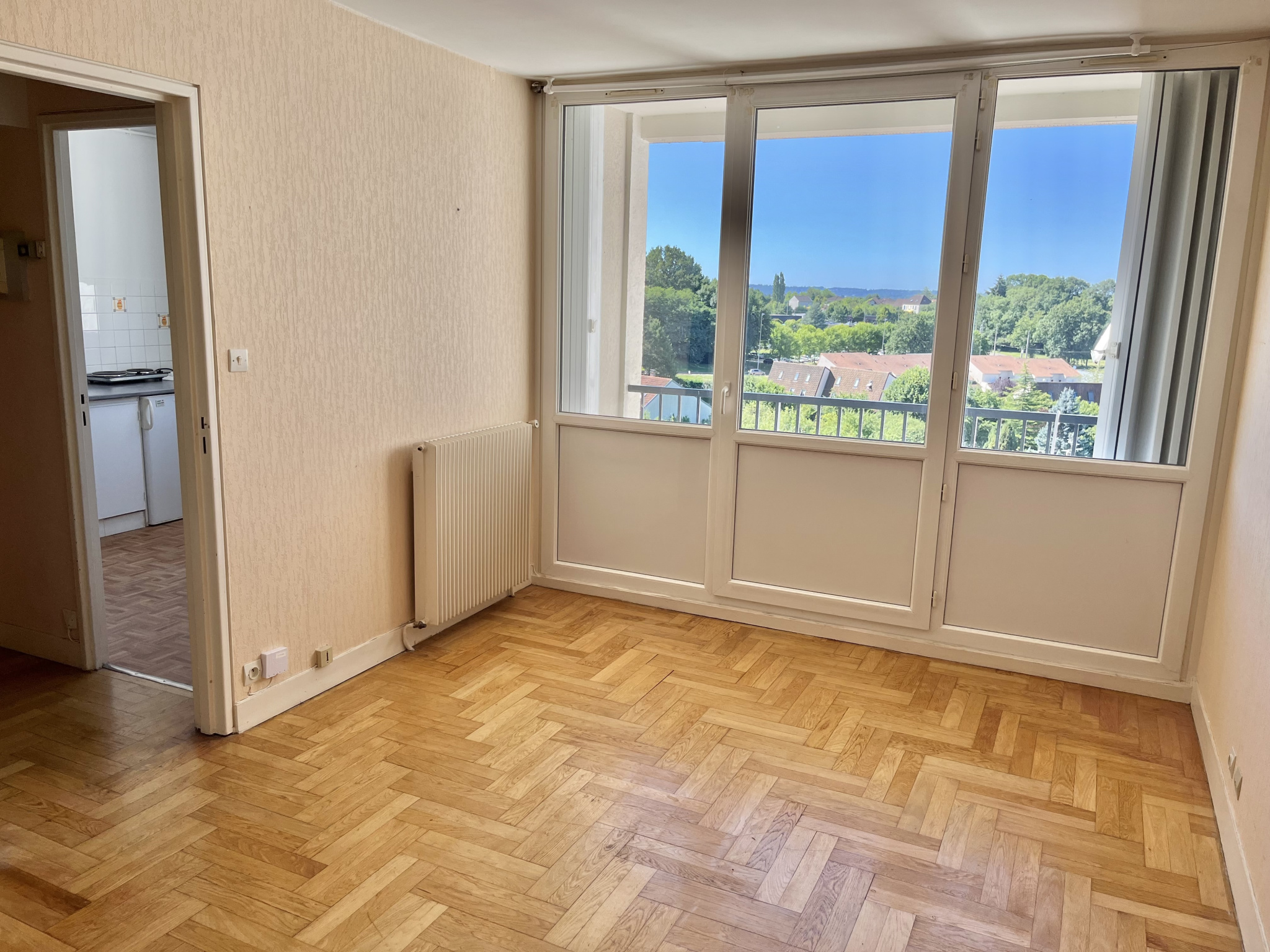 Apartment 1 pièces · 28.00 m² à Limoges